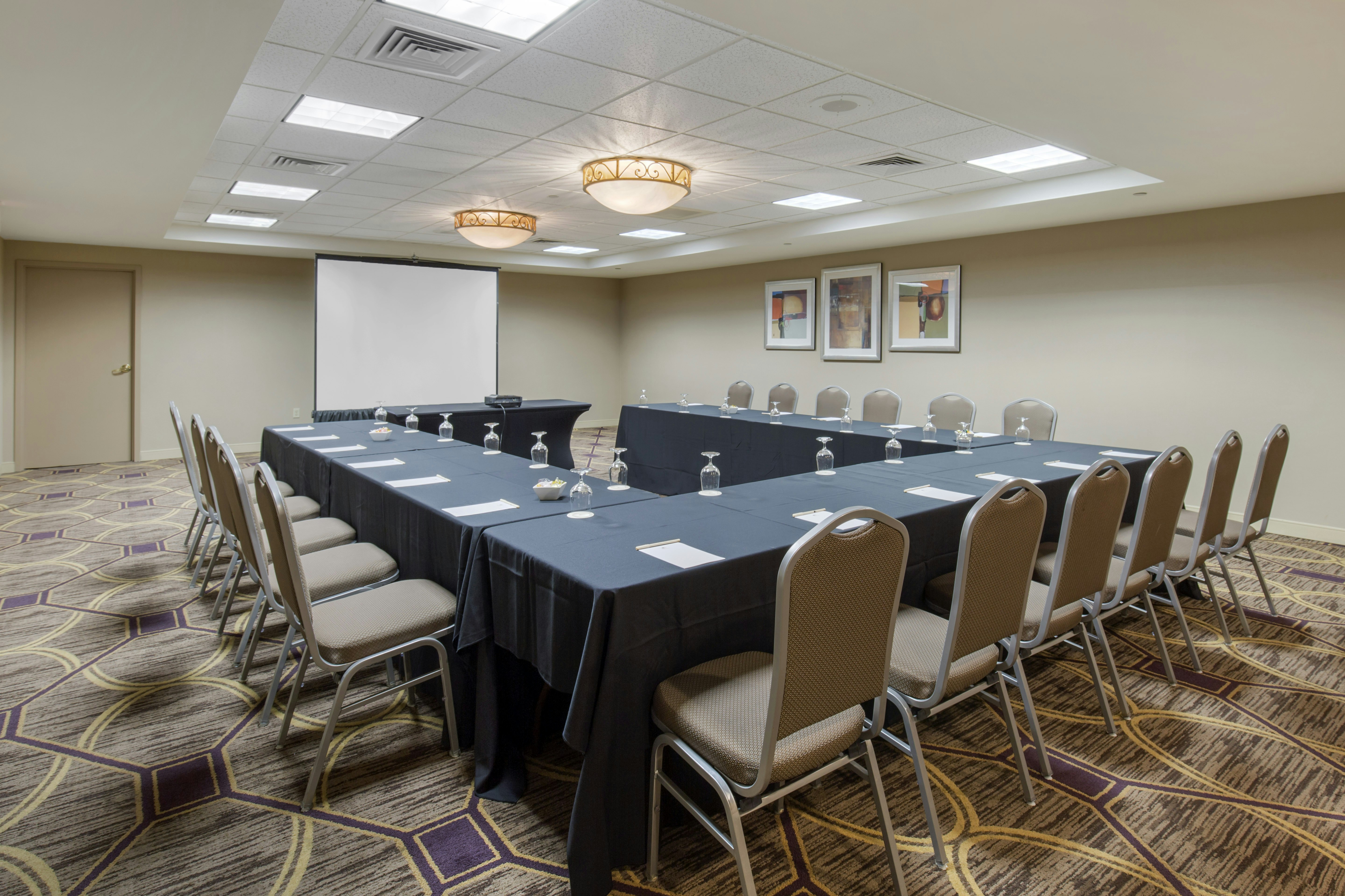Doubletree Hotel Downtown Wilmington Legal 42/60