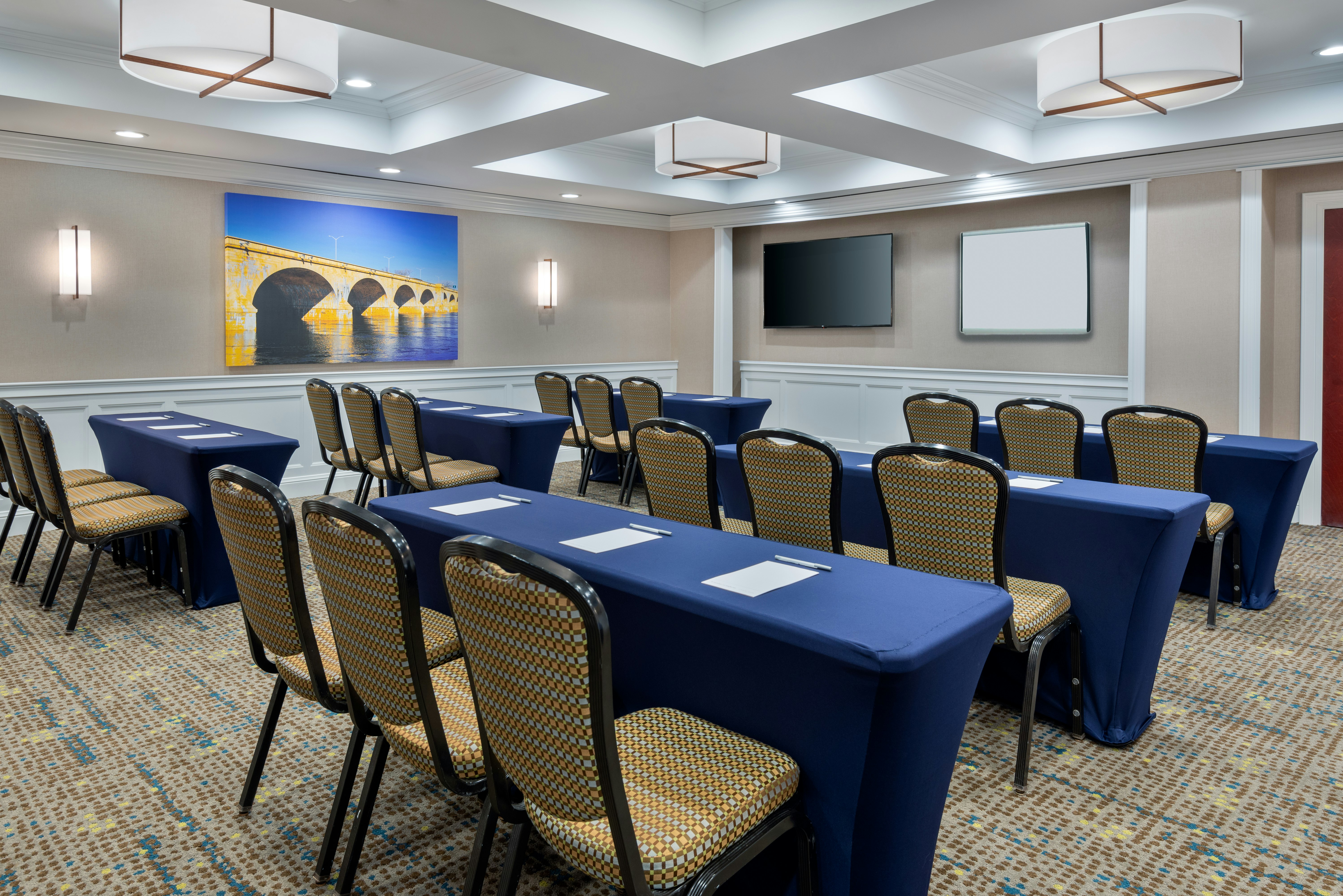 Hampton Inn And Suites Hartford/Farmington 58/76