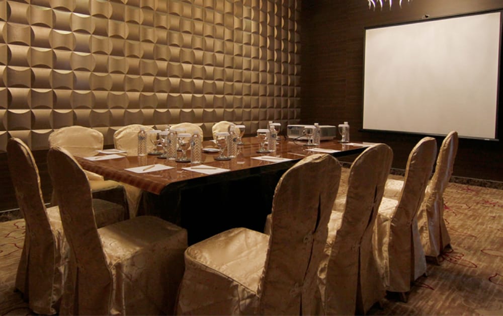 Belviu Hotel Bandung 48/56