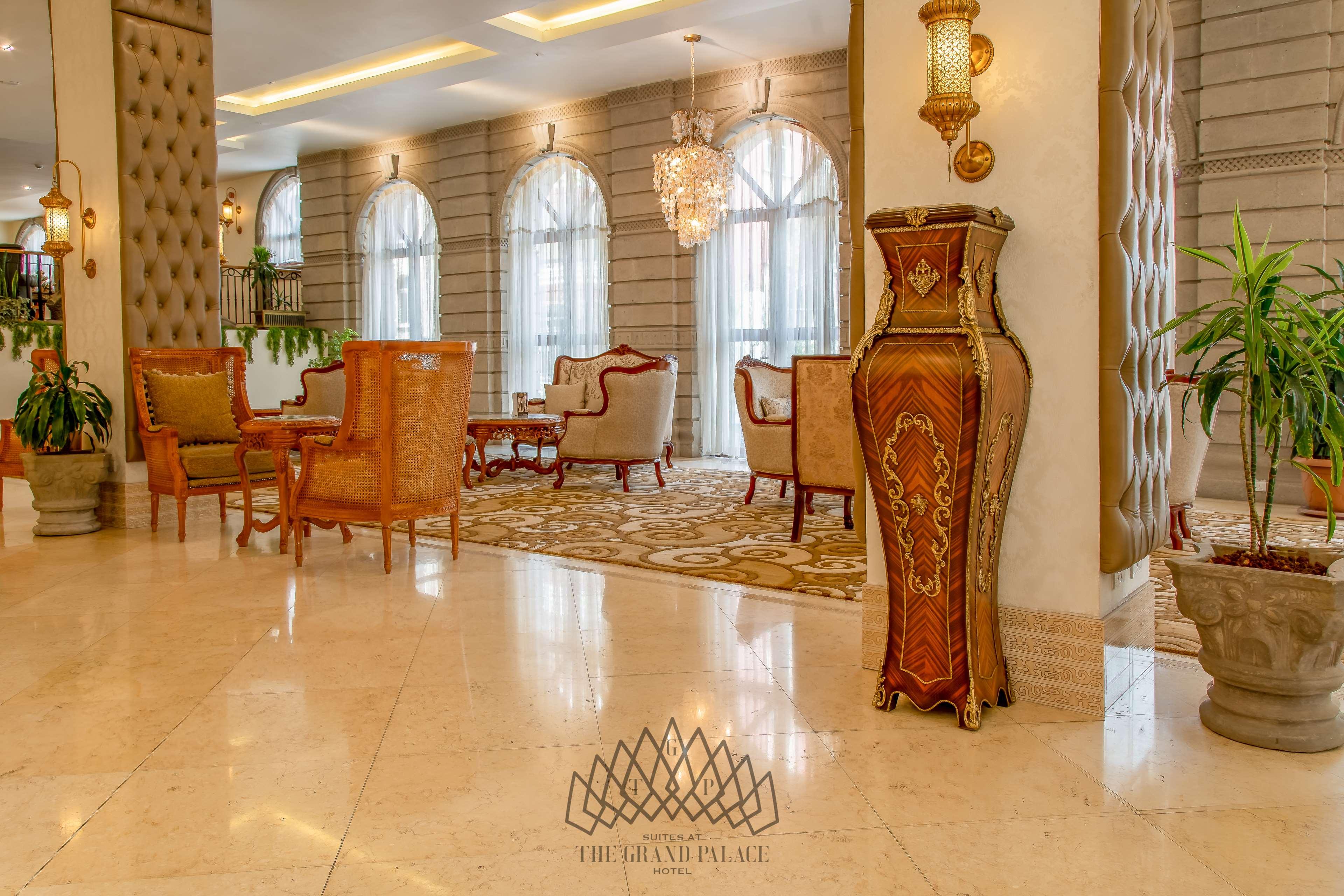 The Grand Palace Hotel 29/97