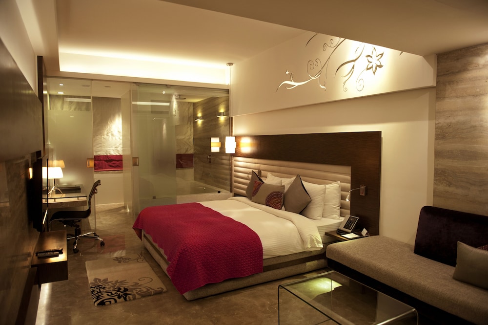 Maya Hotel 24/61