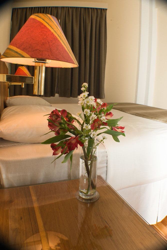 Rojas All Suites Hotel 26/56