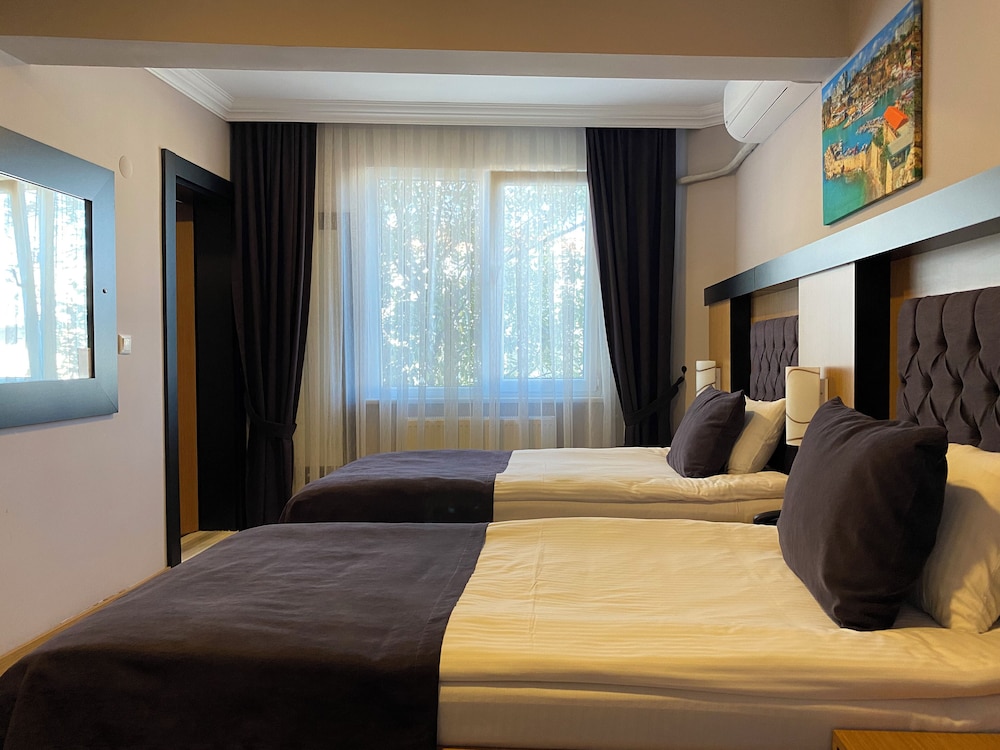 Grand Rimedya Hotel Mudanya 35/50