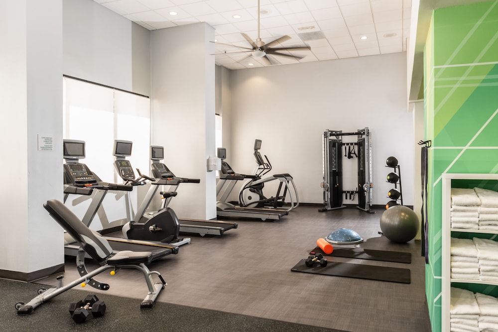 Holiday Inn Hotel Suites Phoenix Mesa Chandler 23/56