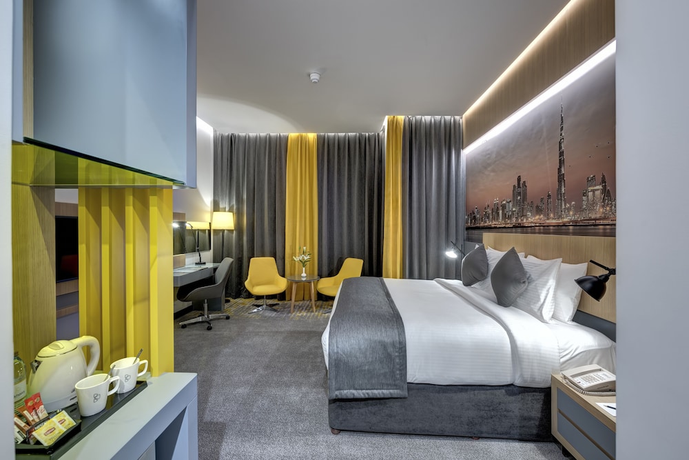 PREMIUM ROOM.