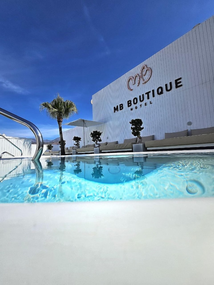 MB BOUTIQUE HOTEL 7/50