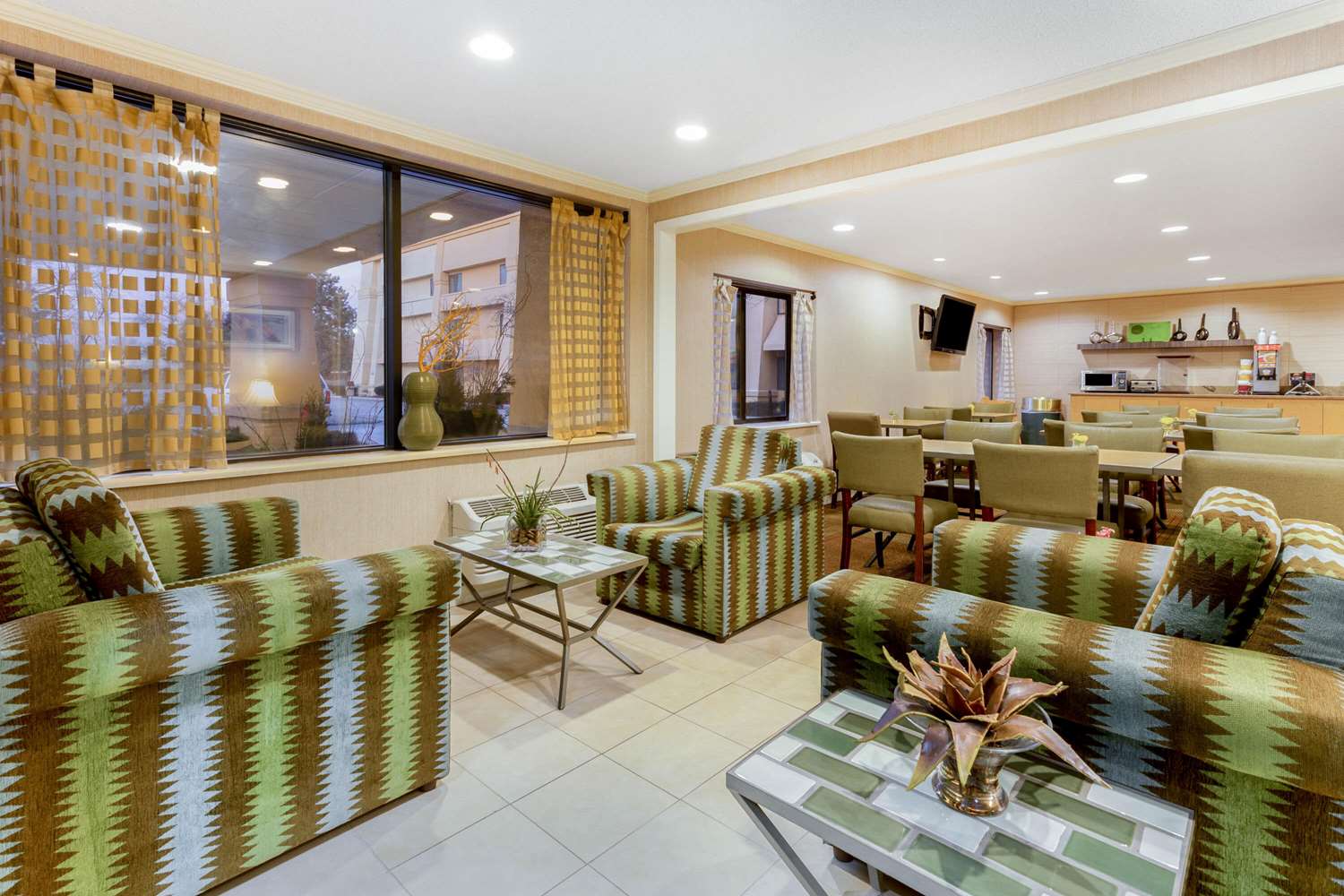 La Quinta Inn Chicago Willowbrook 15/24