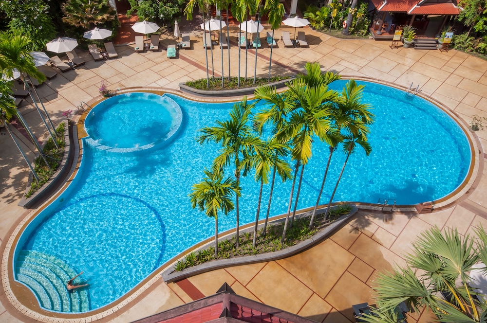 Borei Angkor Resort & Spa 67/71