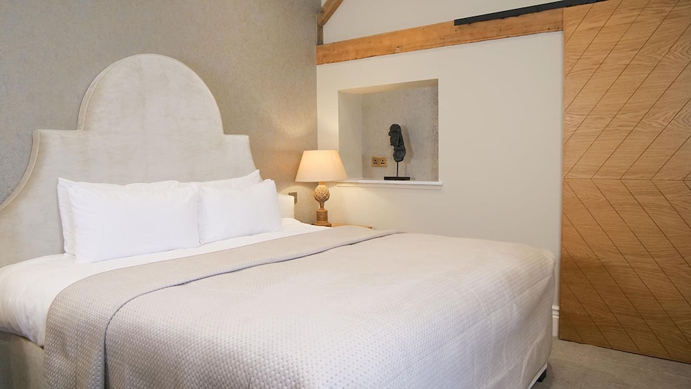 The Manor House Hotel & Spa 24/57
