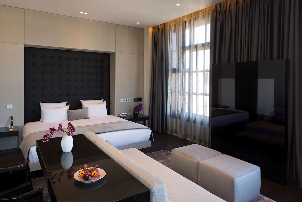 Art Otel Amsterdam 40/71