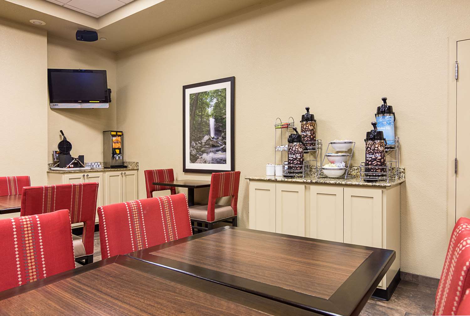 Comfort Inn Bentonville - Crystal Bridges 39/47