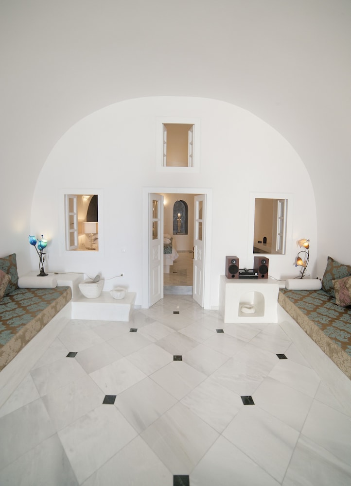 Anteliz Suites 33/74
