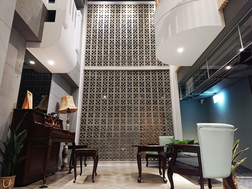 Cho Hotel 3 32/50