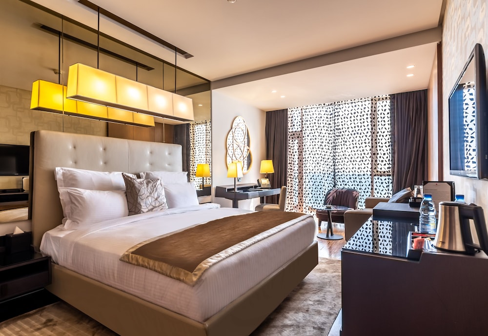 Charming, Premium, King Bed