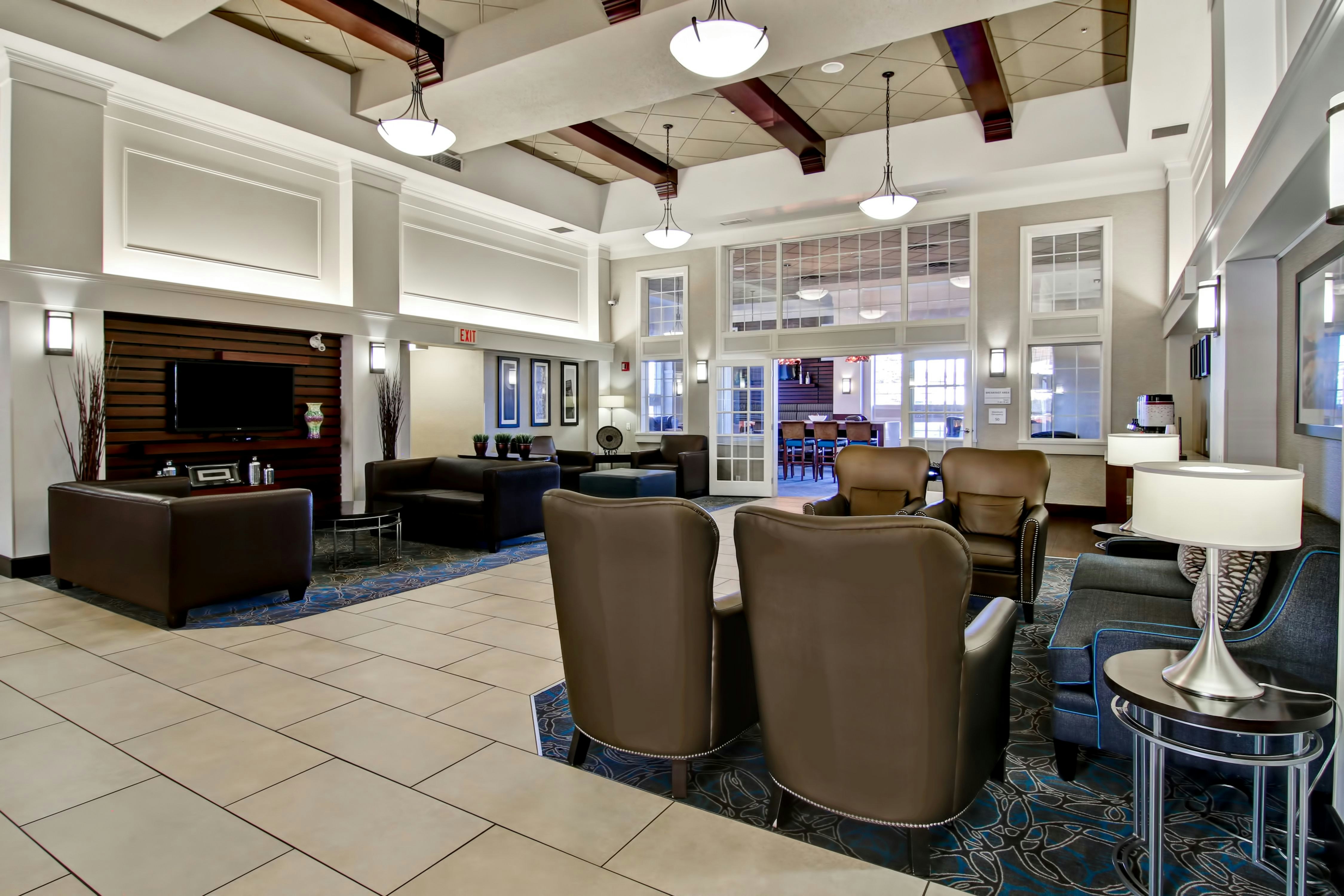 Hampton Inn & Suites by Hilton Calgary-Airport 12/22