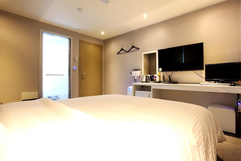 Galleria Hotel 15/50