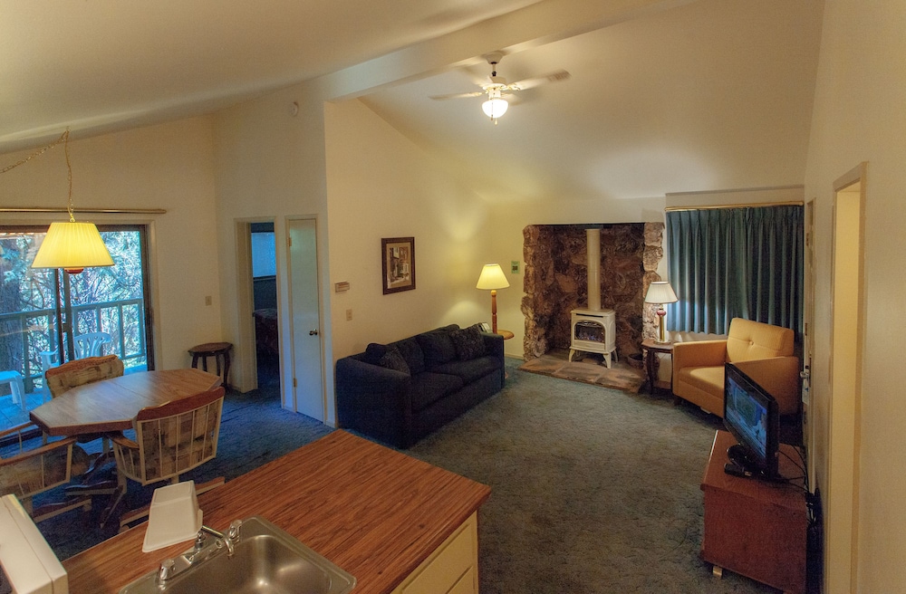 Northern Queen Inn 28/50