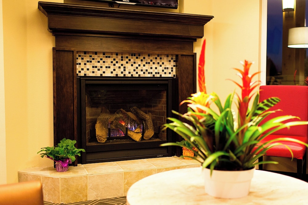 TownePlace Suites by Marriott Lancaster 11/50