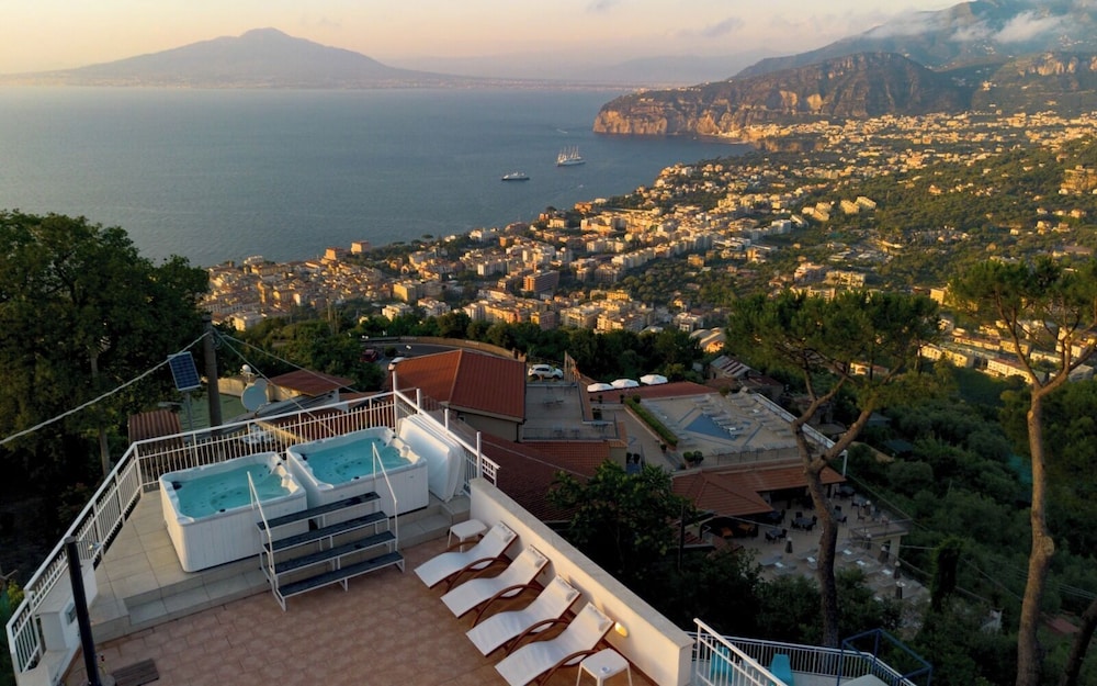 Villa Fiorita 29/53