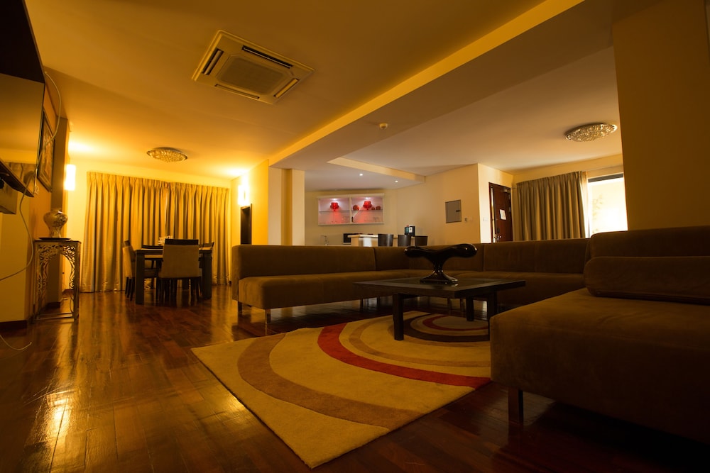 Lobby at Best Western Premier Accra Airport Hotel, ACCRA