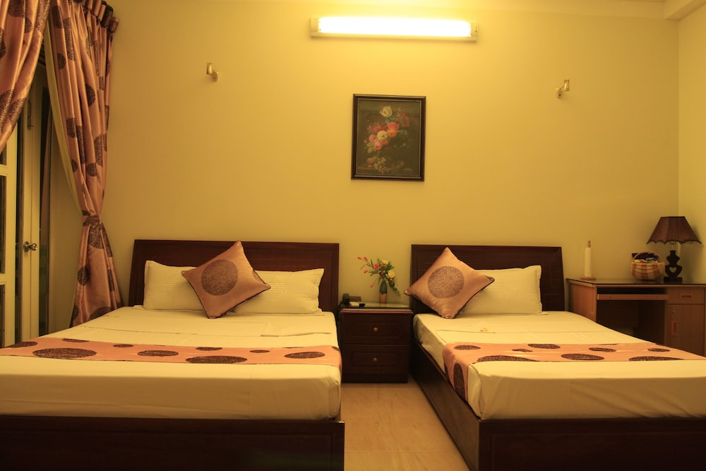 Dai Long Hotel 33/68