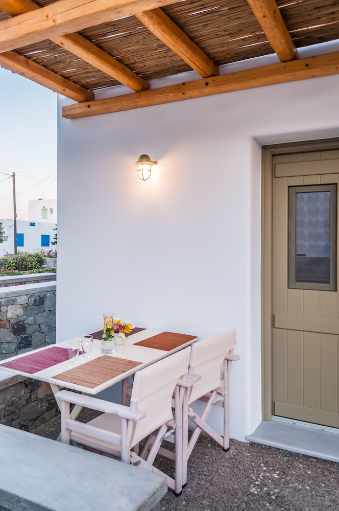 Vilos Suites 18/50