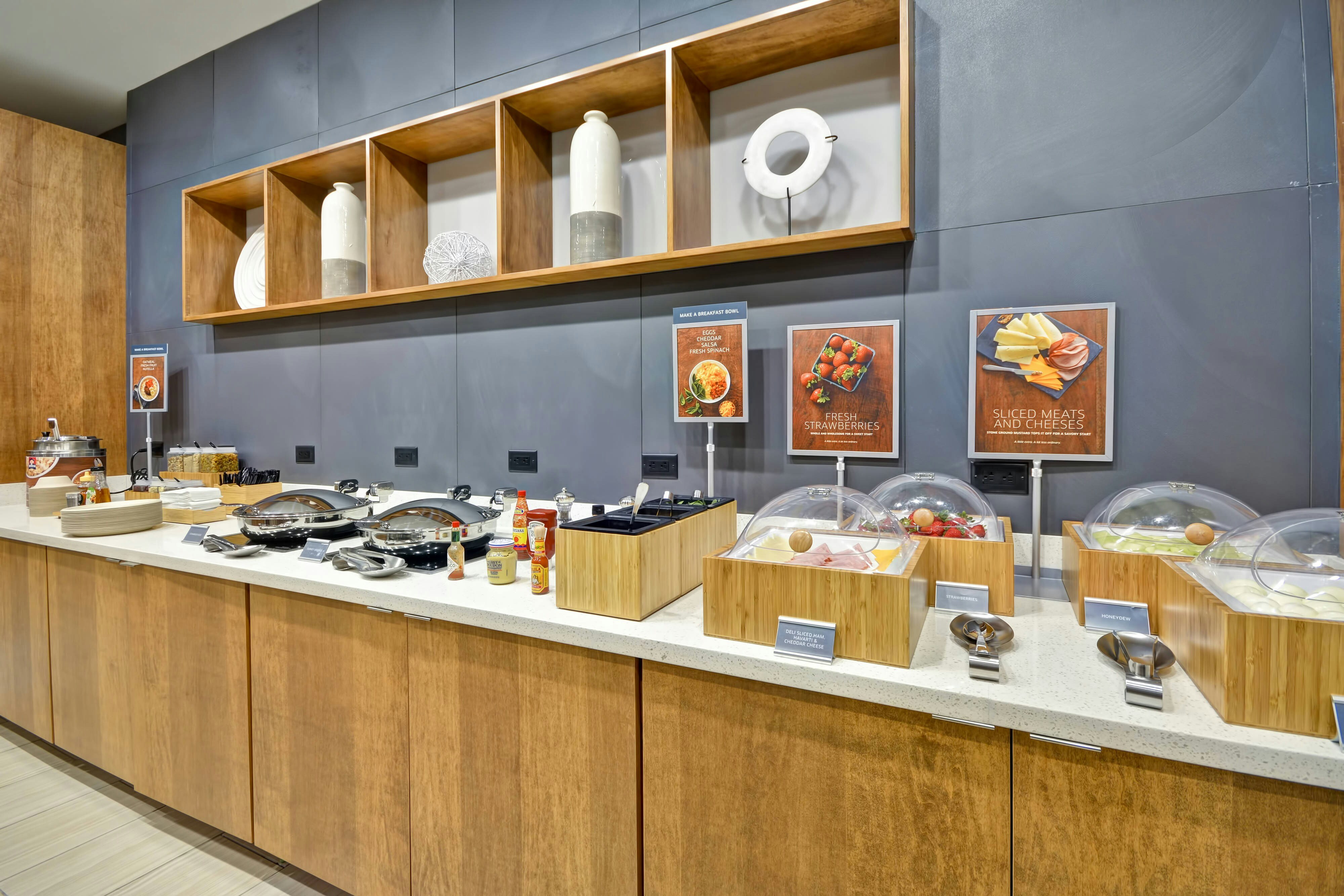 Springhill Suites Cincinnati Blue Ash 32/46
