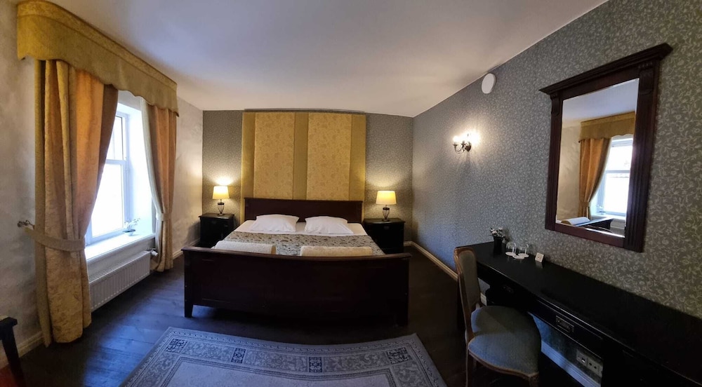 Taanilinna Hotel 11/36