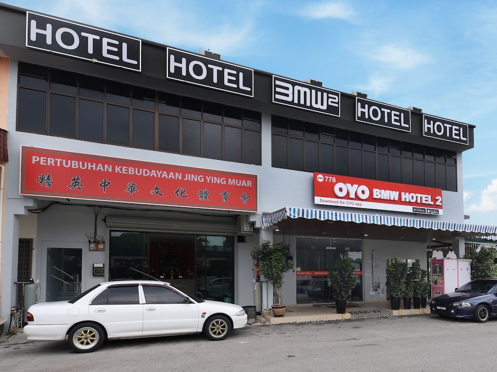 OYO 778 Bmw 2 Hotel 25/28