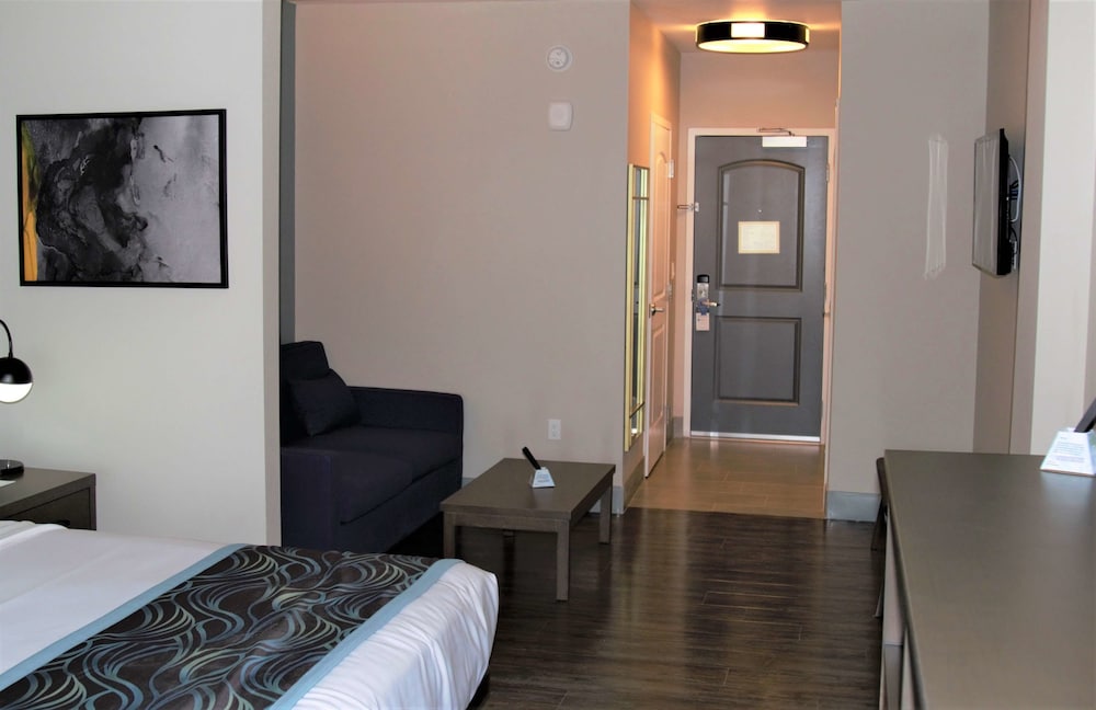Best Western Plus New Barstow Inn & Suites 14/34