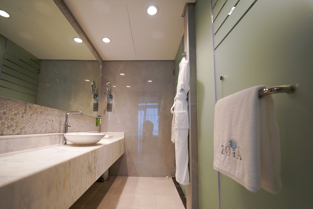 ZOYA HEALTH AND WELLBEING RESORT 22/50