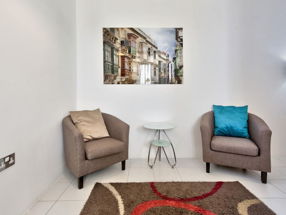 Barrakka Suites 26/50