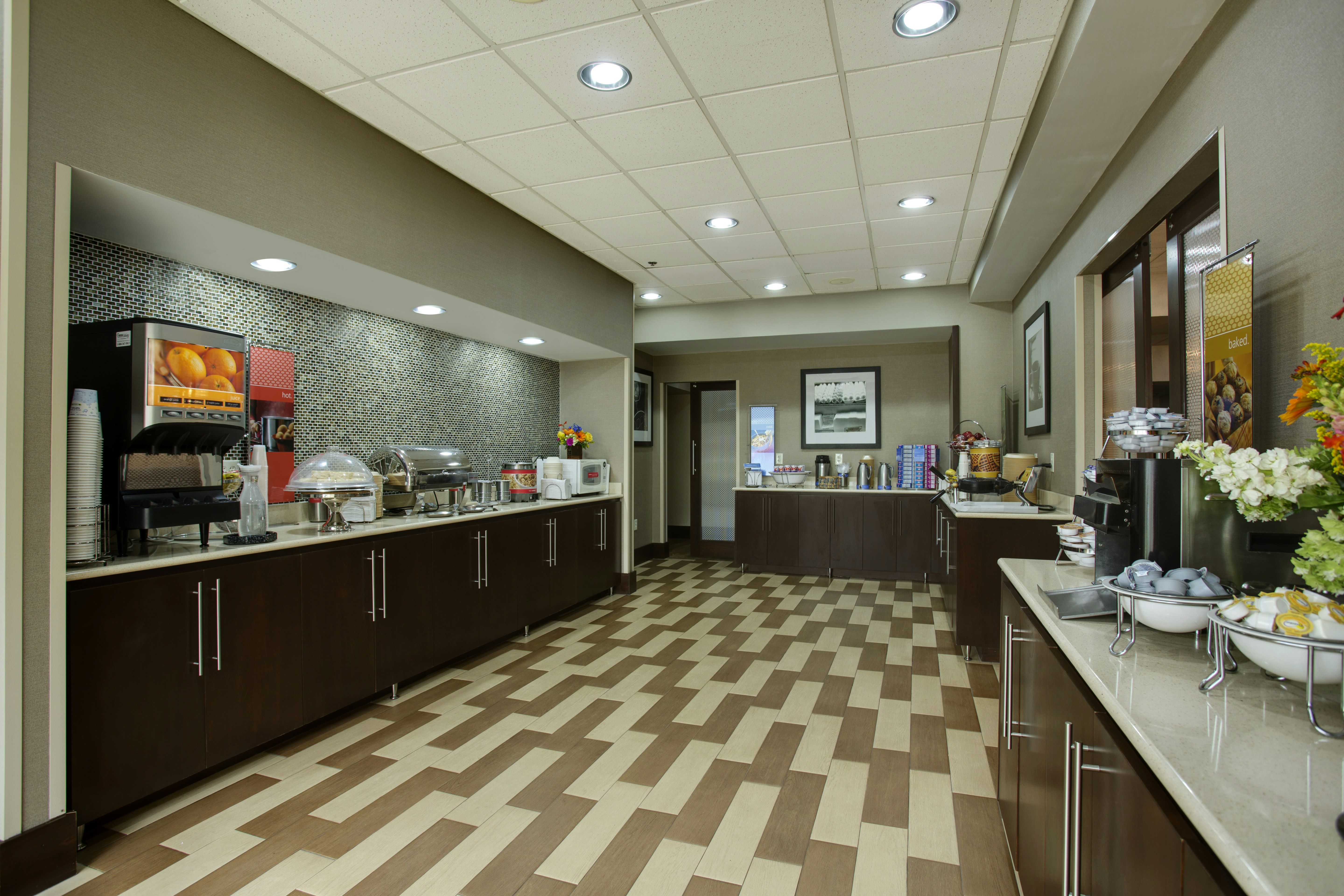 Hampton Inn Cullman 16/56