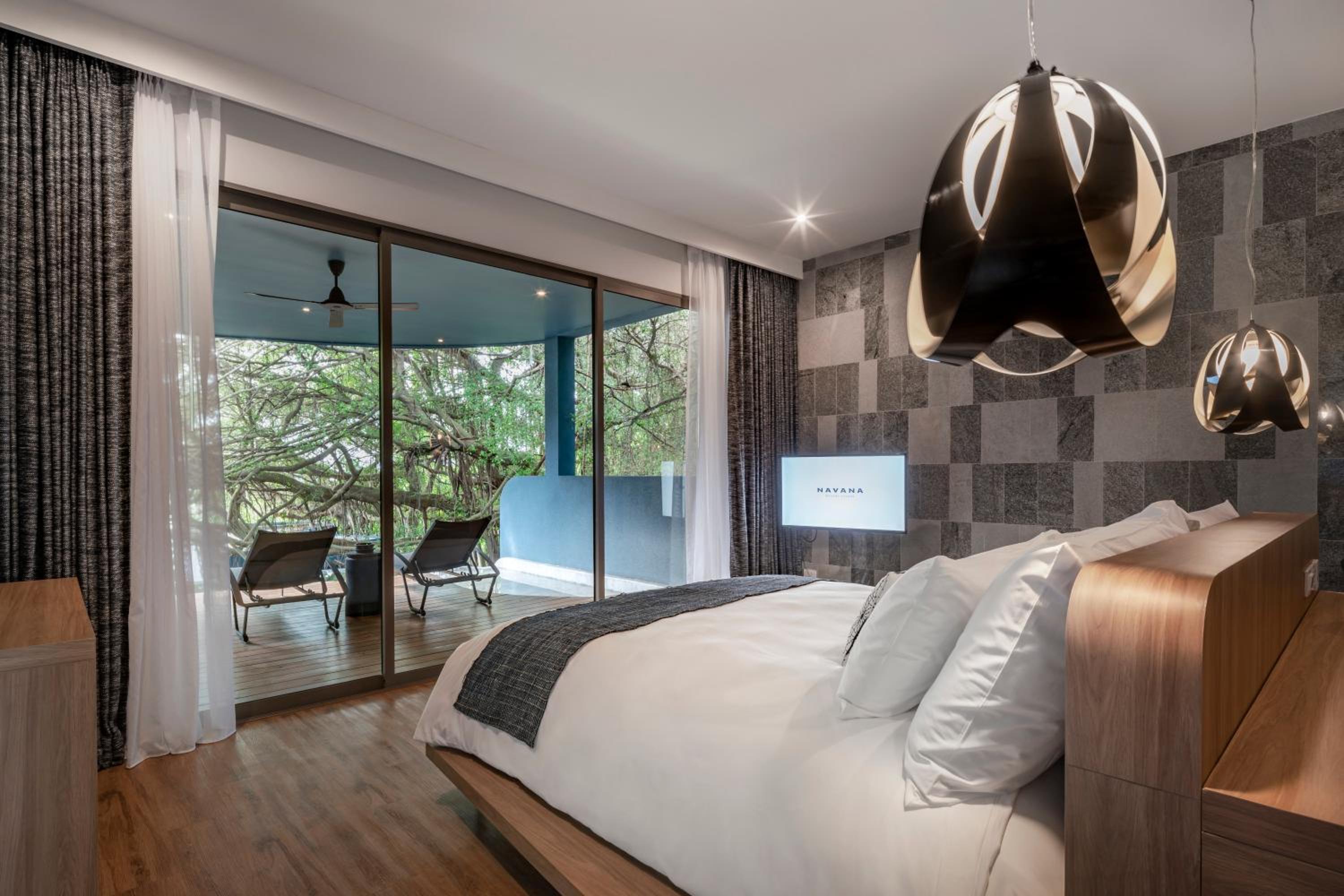 Pool, Banyan, Villa, King Bed