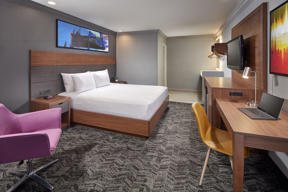 Studio Inn and Suites 8/23
