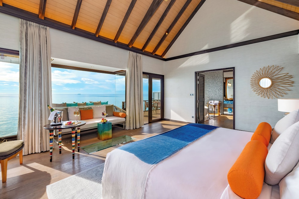 Ozen Life Maadhoo Resort 22/63
