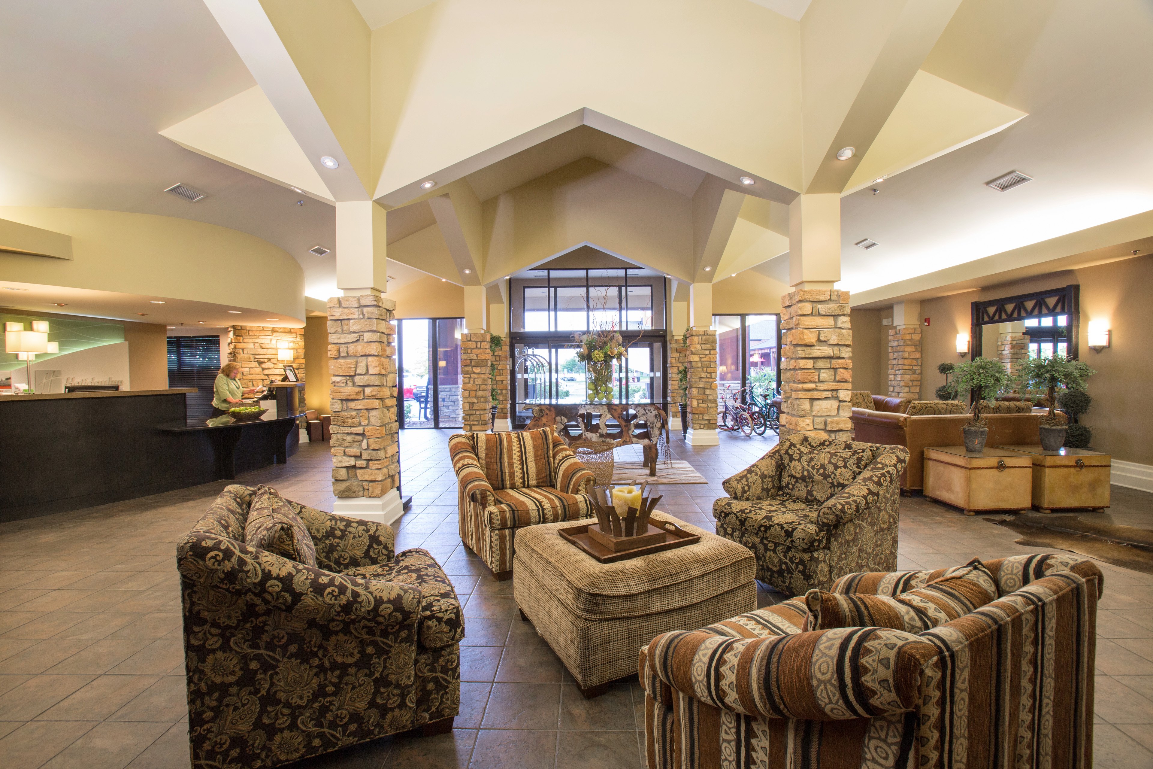 Holiday Inn Hotel Suites St Paul Ne Lake Elmo 46/80