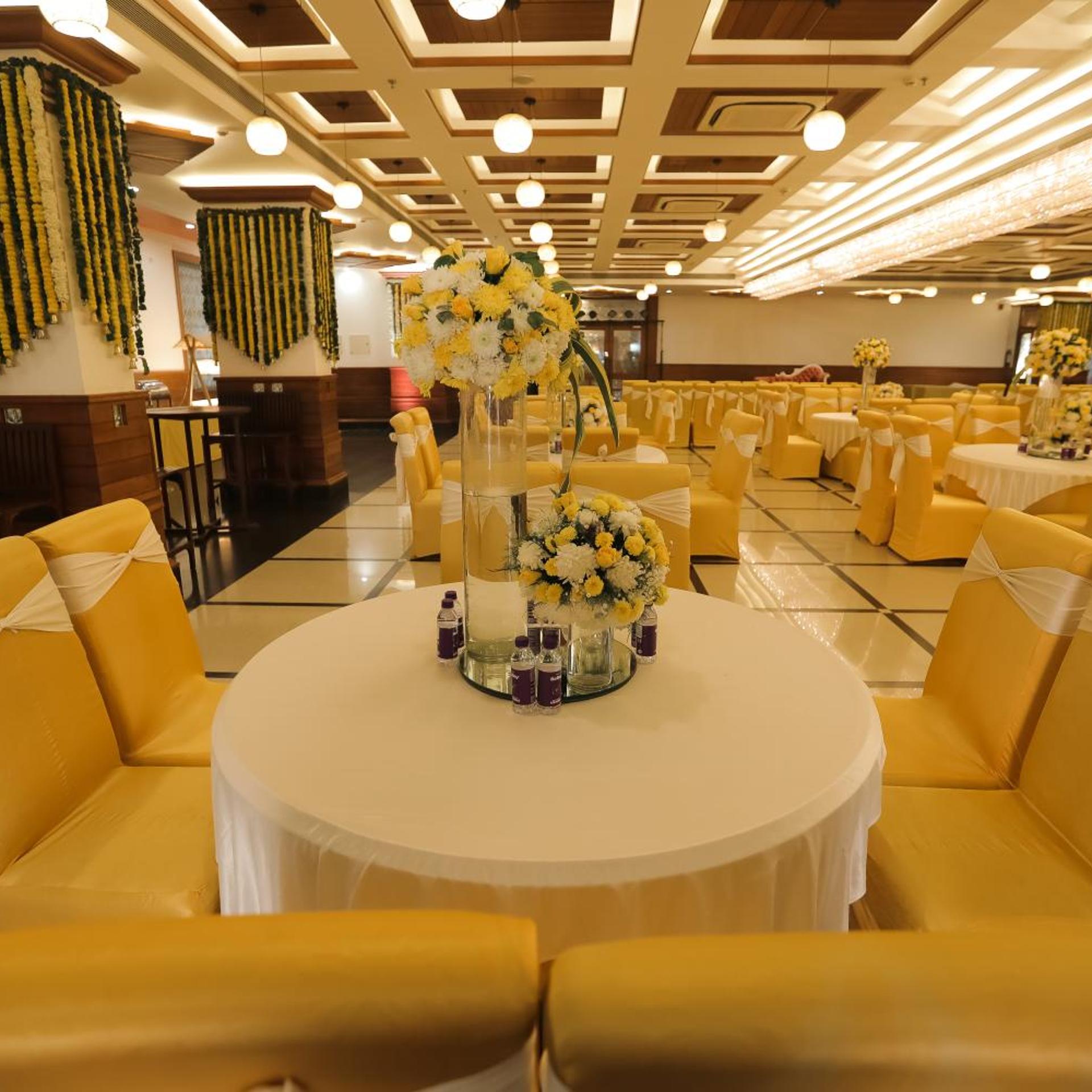 Hotel Saffron Leaf 40/50