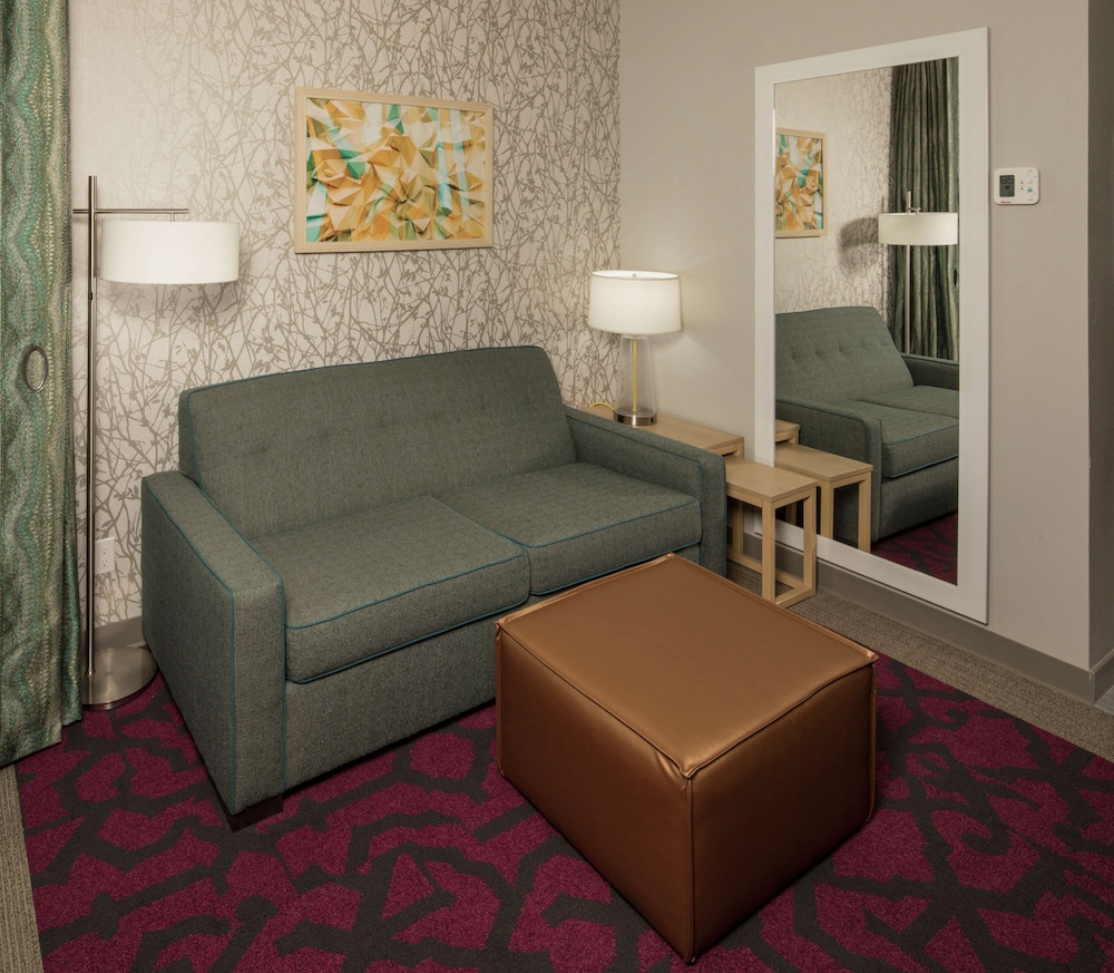 Home2 Suites by Hilton Owasso 28/39