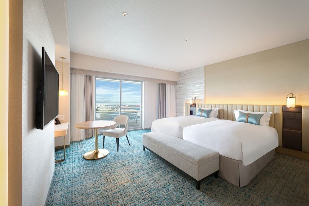 Comfort Twin East View