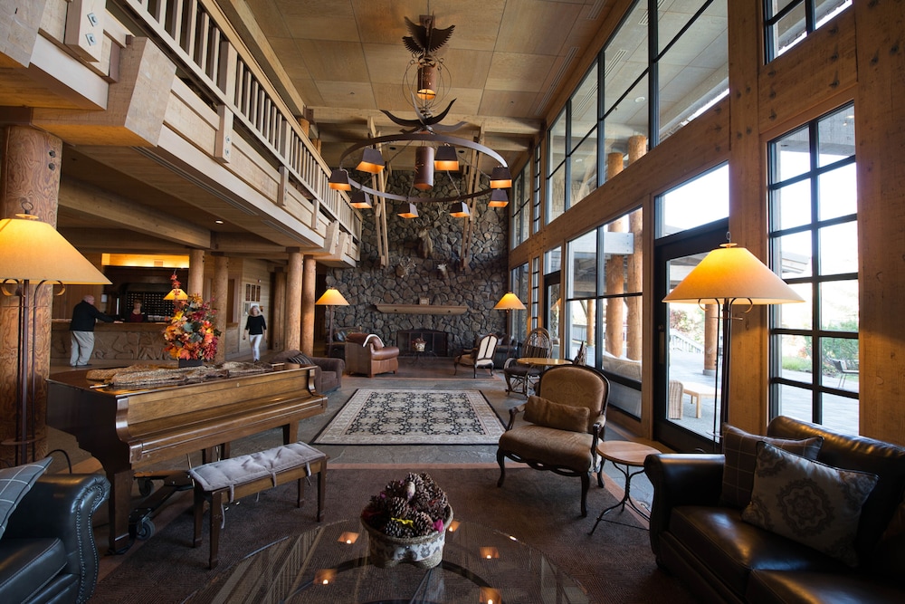 Sun Mountain Lodge 53/82