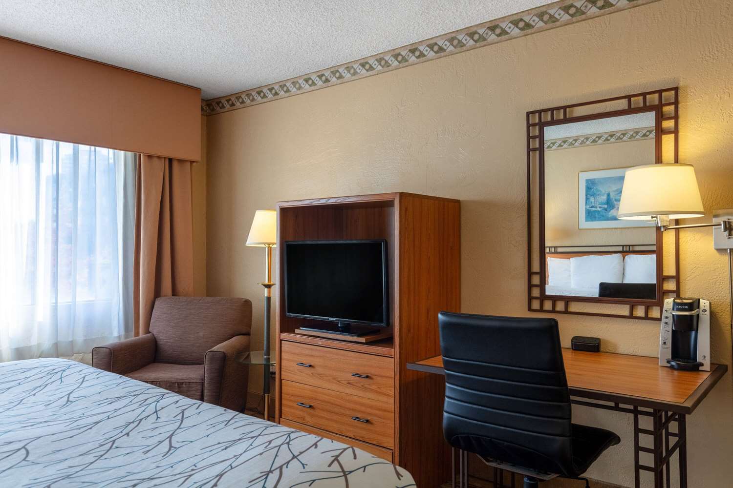 Travelodge By Wyndham Seattle By The Space Needle 8/27