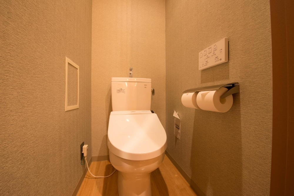 Sakura Sky Hotel 50/50
