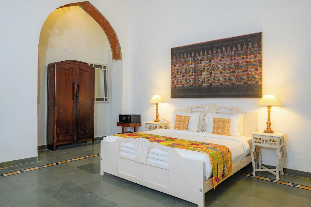Neemrana Fort-Palace - 15th Century, Delhi-Jaipur Highway 13/59