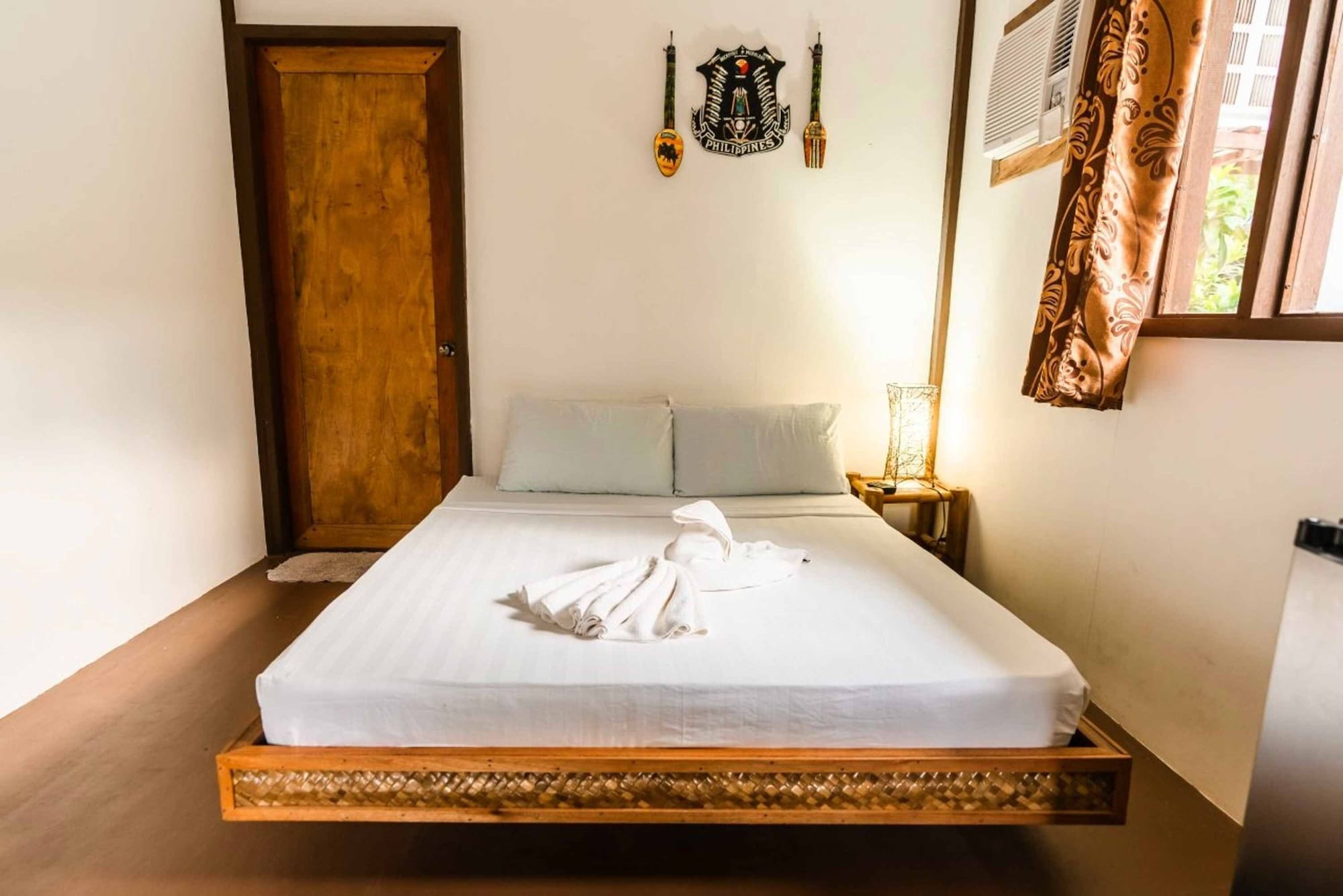 Resort, Junior, Studio, Queen Bed, Main Building