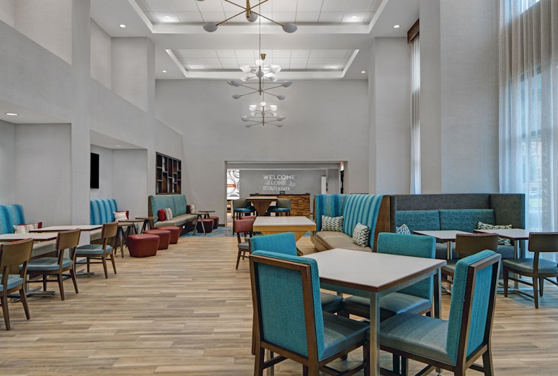 Hampton Inn Suites Farmers Branch Dallas Tx 35/54