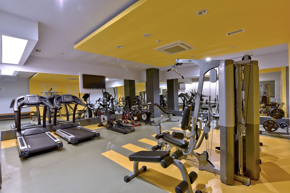 Green Garden Suites Hotel 15/29