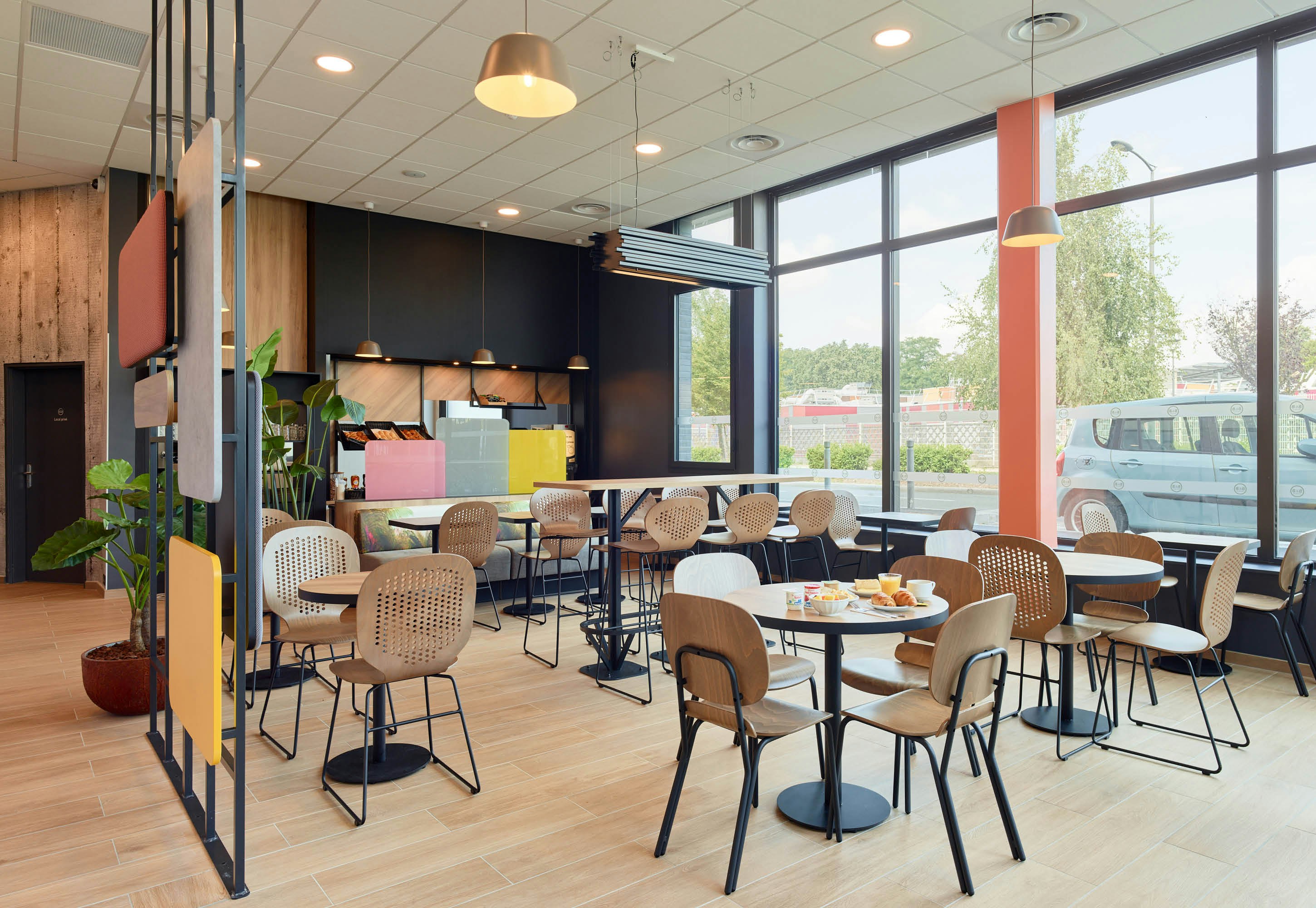 B&B HOTEL Paris Clichy-sous-Bois 24/28