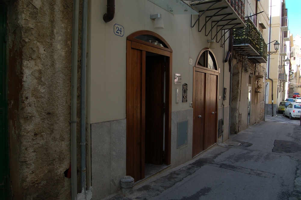 Bed and Breakfast Federico Secondo 7/70