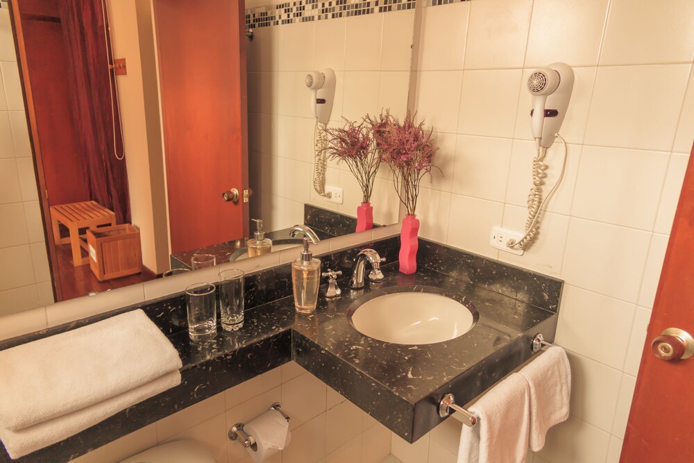 Hotel Casa Deco 21/25